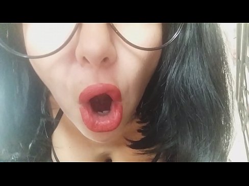 ❤️ Cari, a to matrigna ùn ti lascia micca andà à a scola oghje... Aghju bisognu di tè troppu... ️❌ Video cazzo à co.pornado-co.ru ☑